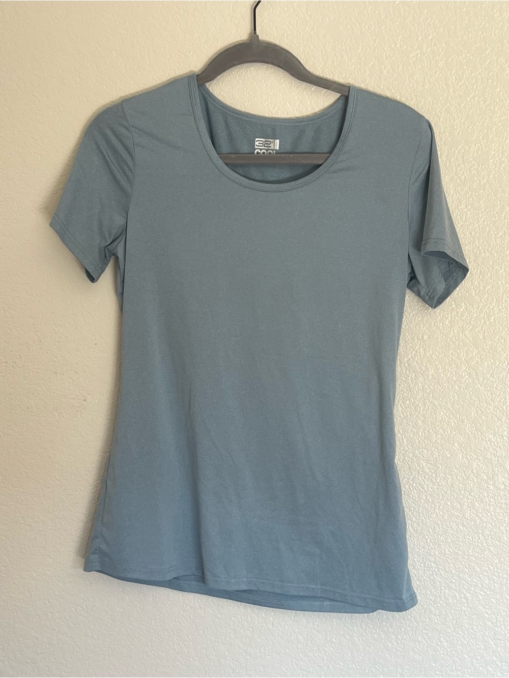 32 Degrees Classic Scoop Neck Short Sleeve Tee - Dusty Blue